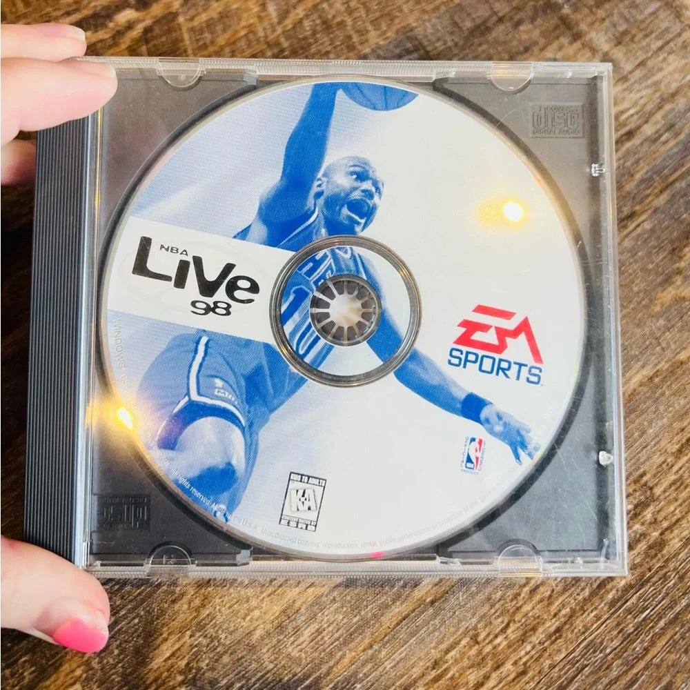 🏀 NBA Live 98 – EA Sports (PC CD-ROM, 1997)